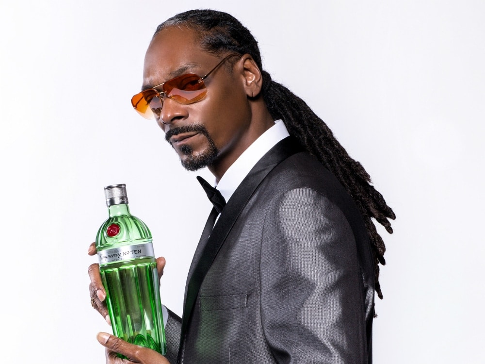 Here's What Cocktails Snoop Dogg Makes at Home